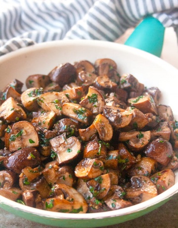 Garlic Mushrooms | brightrootskitchen.com